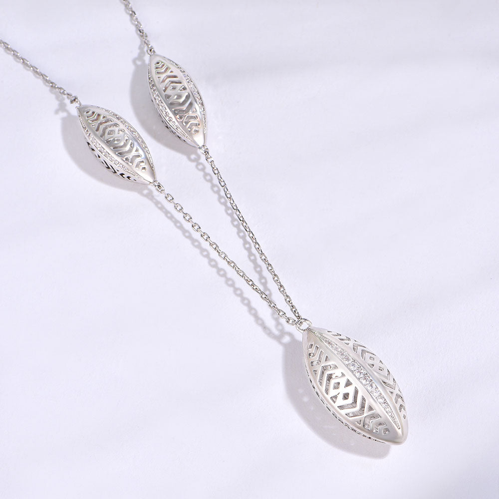 Leaf / Necklace Silver