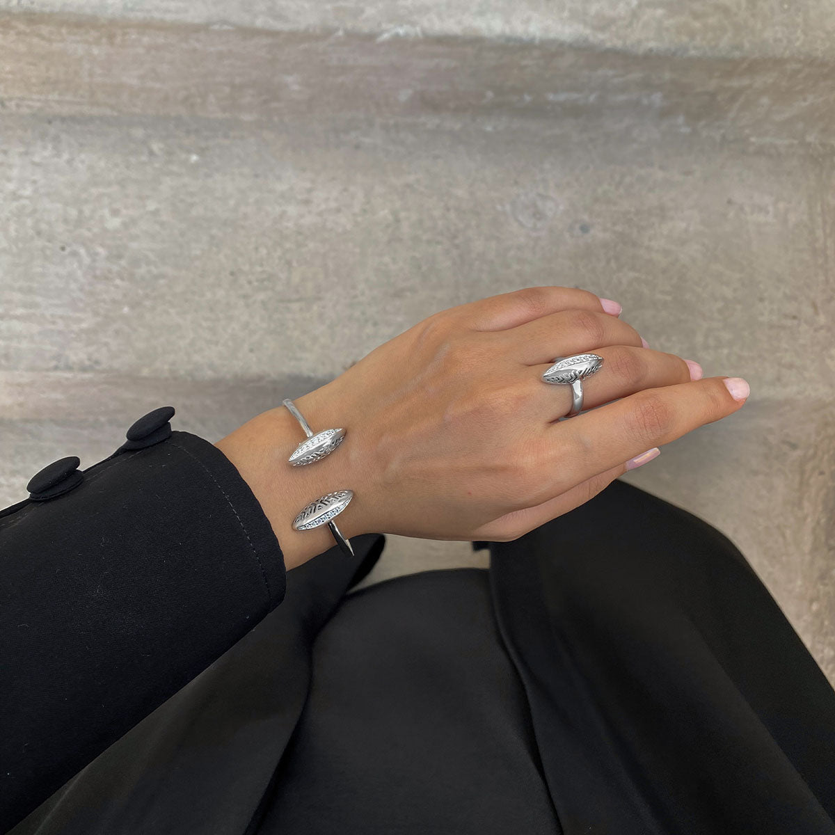 Leaf / Bangle Silver