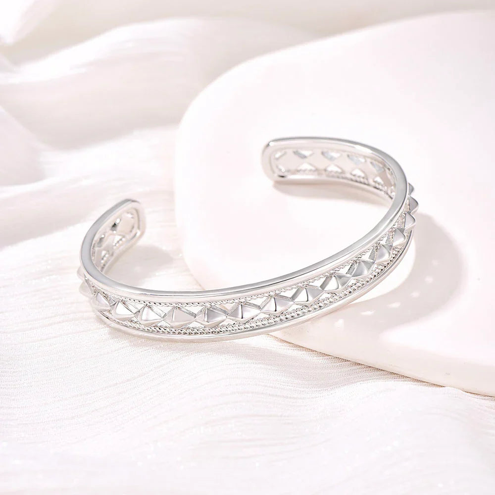 Anaqa / Bangle Silver