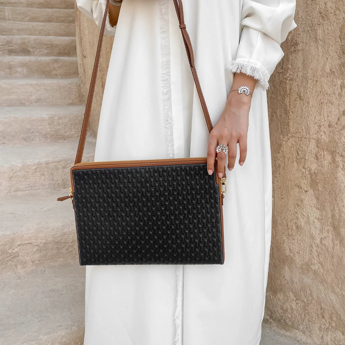 Laptop Sleeve / Black & Tan