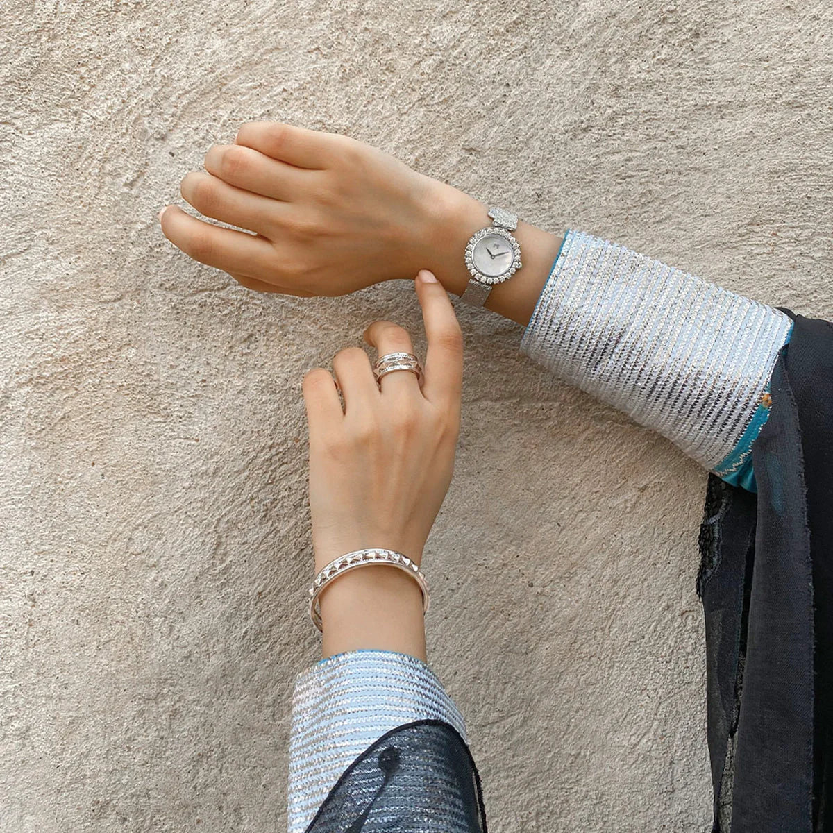 Anaqa / Bangle Silver