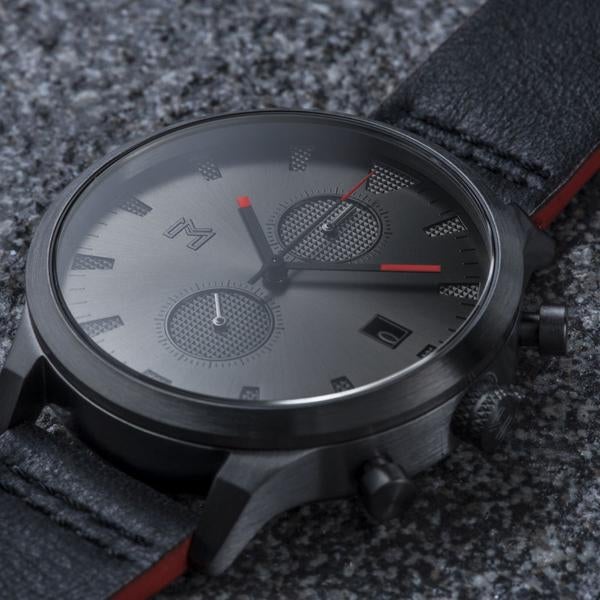 Red Shadow - minimalistae