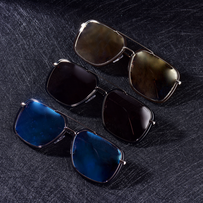 Nomad Black / Silver Blue