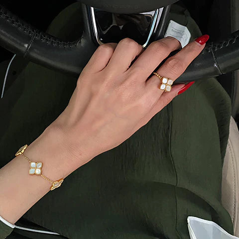 Flower Box / Latifa and Joory Pearl Gold