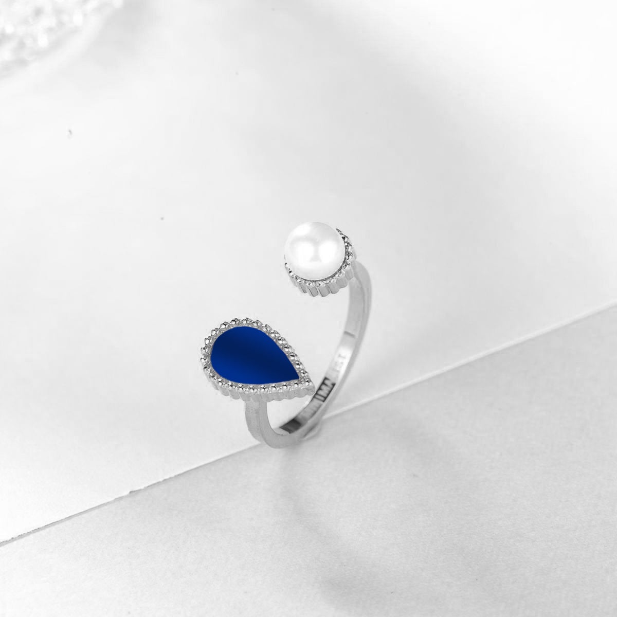 Sapphire Drop / Ring Silver