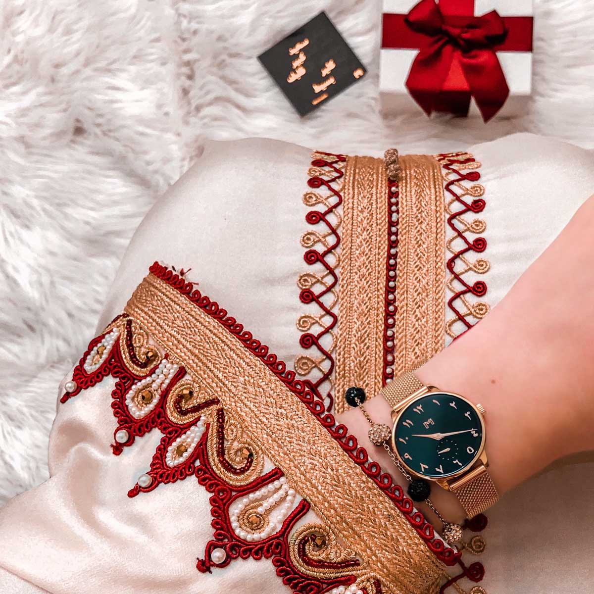 Mouza - minimalistae