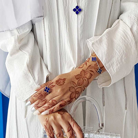 جوري / فضي أزرق