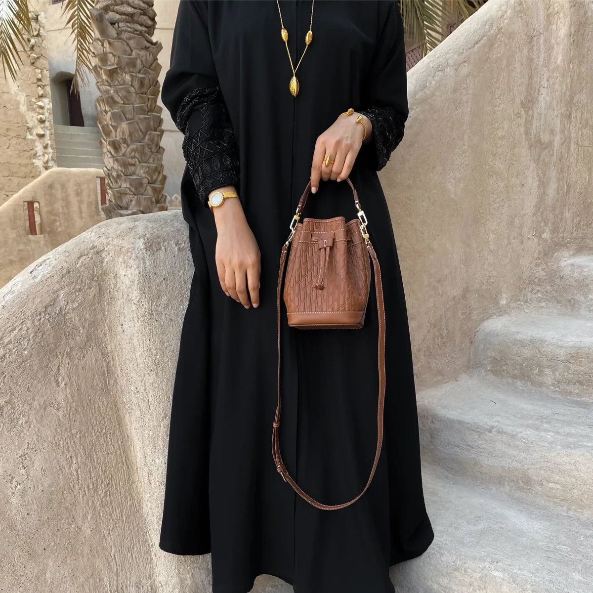 Sheikha Handbag / Tan