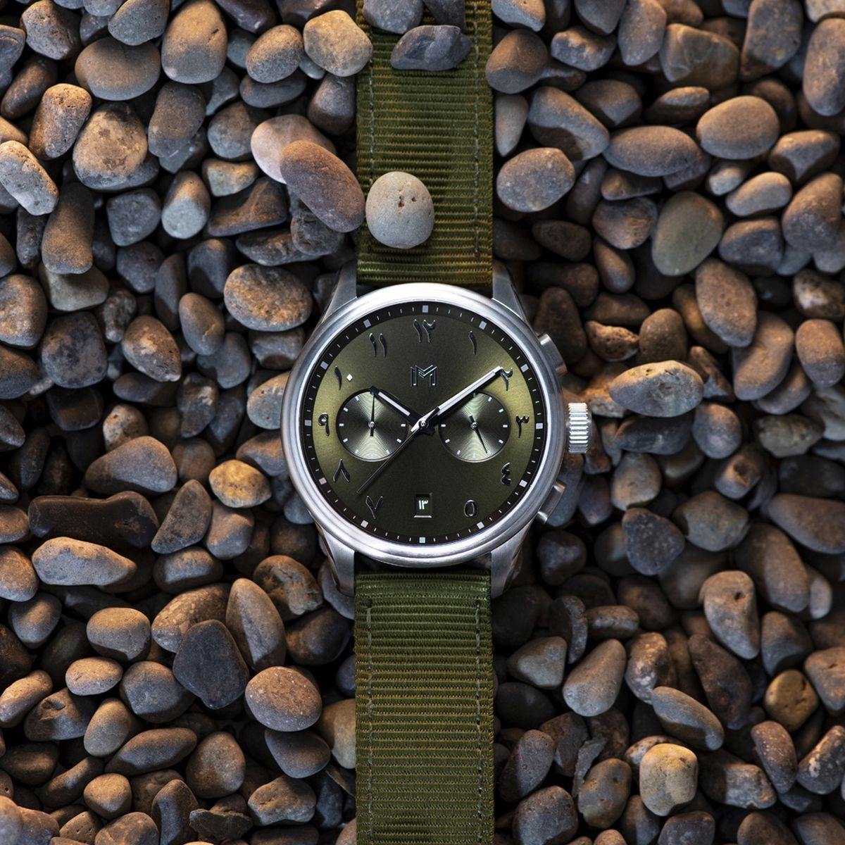 Hunter Green - MINIMALIST