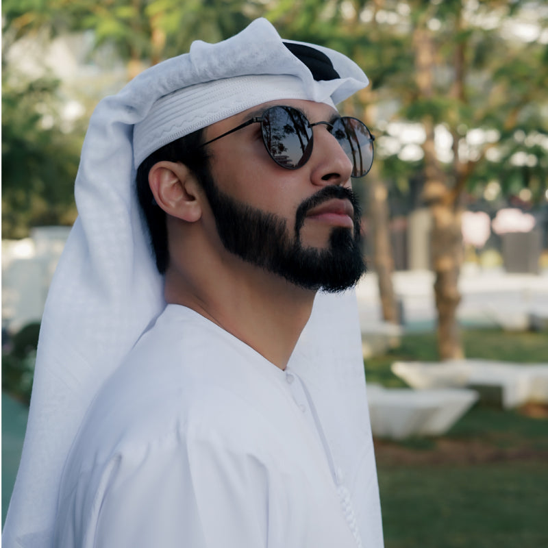 بني مات / رمادي التوقيع