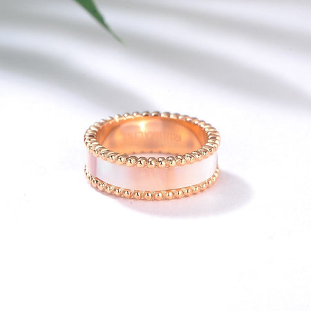 Lulwah Ring / Pearl Rose Gold ( Size 6 ) - minimalistae