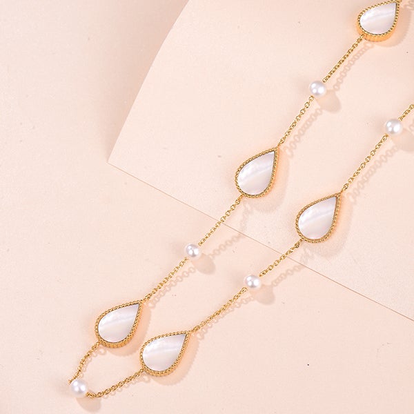 Drop / Necklace Gold