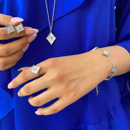 طائرة / أقراط لؤلؤ فضي